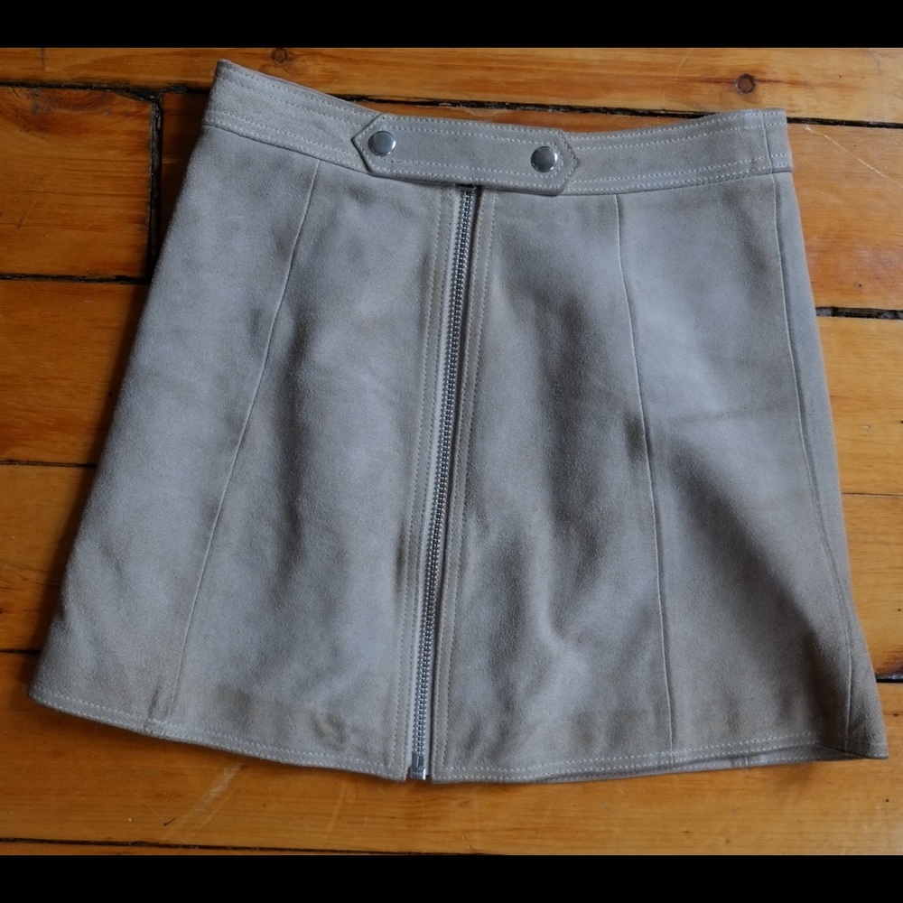 TopShop Leather Miniskirt with zipper!